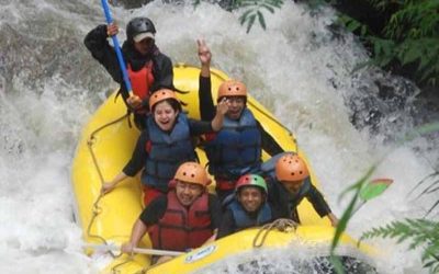 Rasakan Keseruan Arung Jeram Penuh Adrenalin Di Bandung Selatan Bersama Pilihan CILEUNCA ADVENTURE Terpercaya